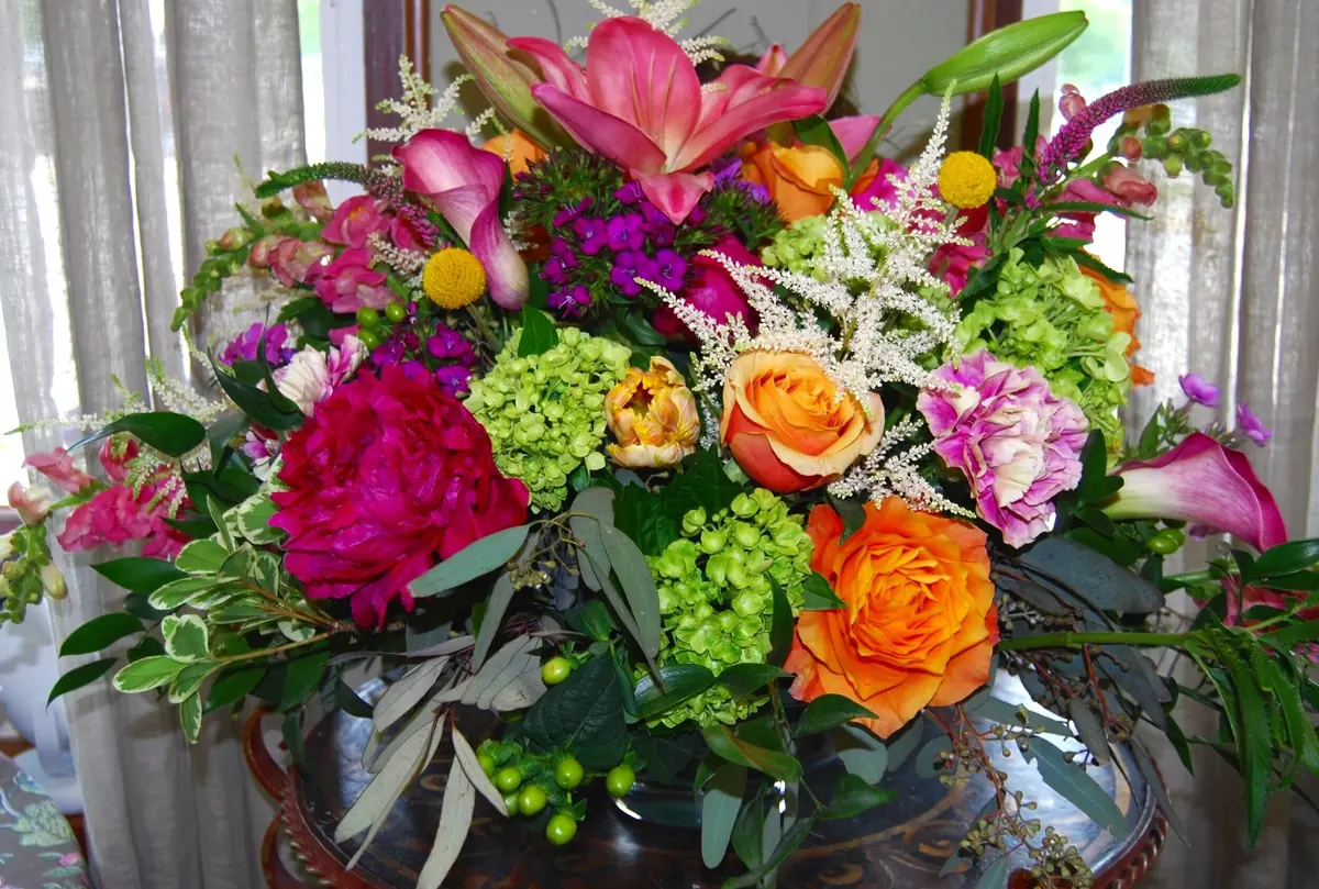 Weekly Cut Greens bouquet